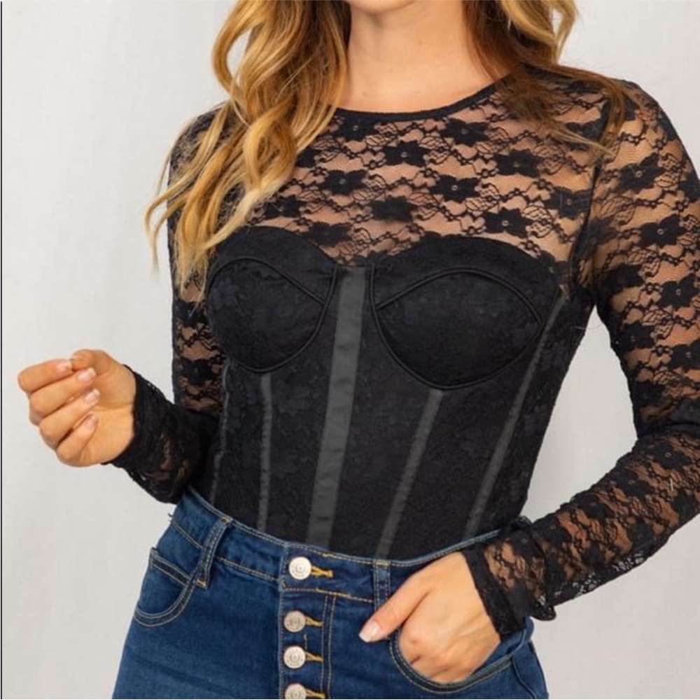 🟠NWT WHITE BIRCH White Birch Lace Long Sleeve Bodysuit in Black SMALL